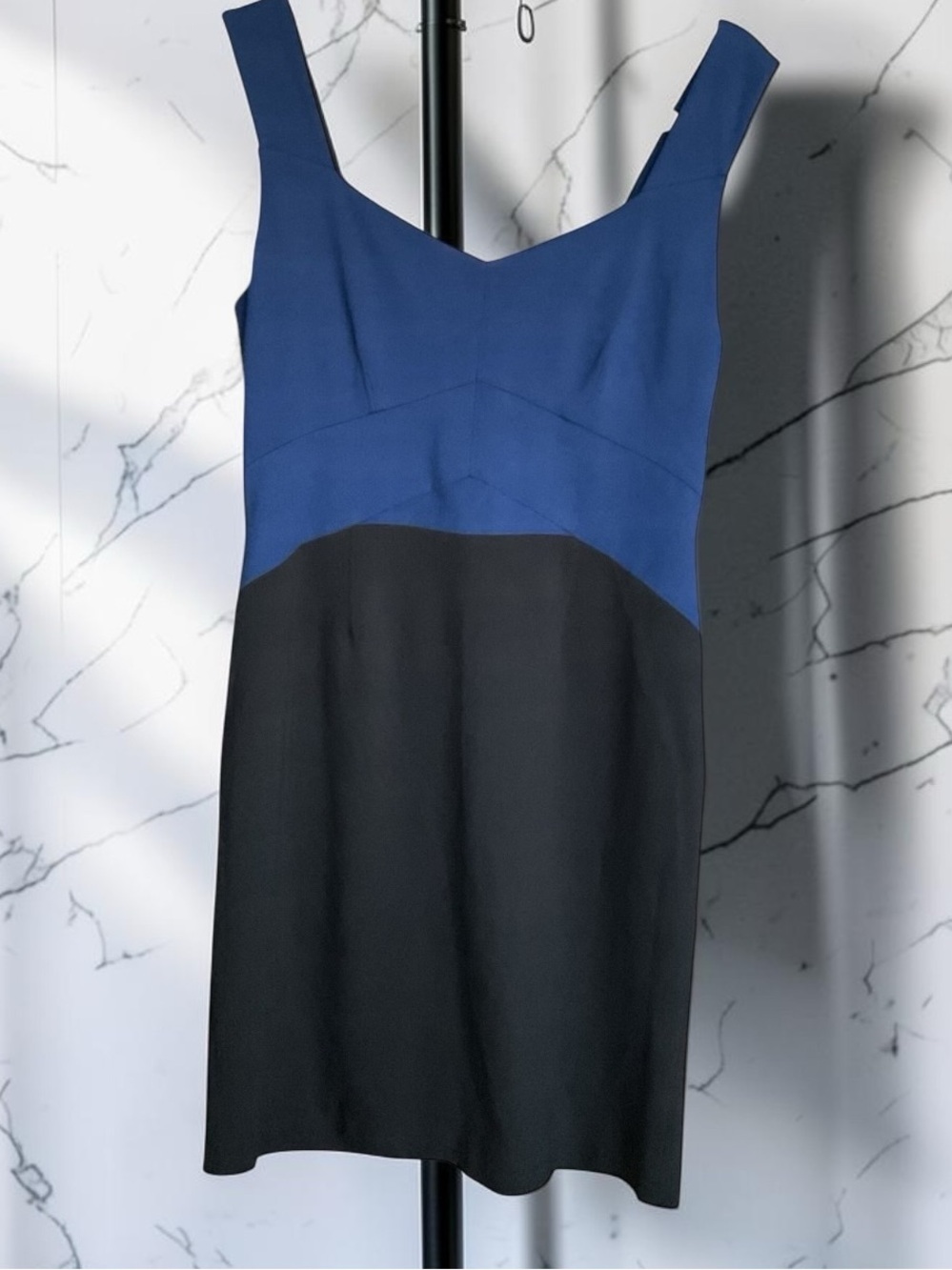 DKNY Two-Tone V-Neck Mini Dress, P2P:17”, L:35”, NWT